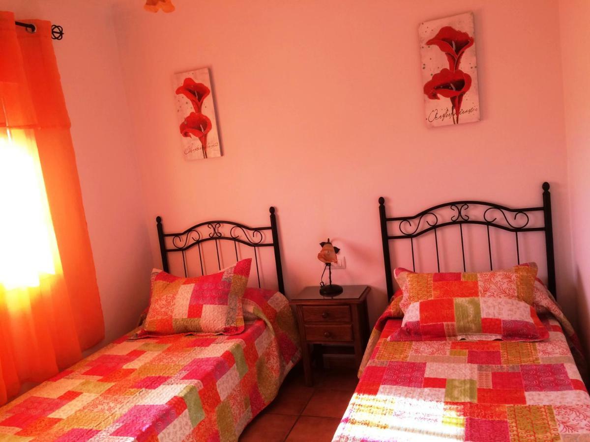 Villa Gallardo - Cerca Playa Y Pueblo - Solo Parejas O Familias كونيل ذي لا فرونتيرا المظهر الخارجي الصورة